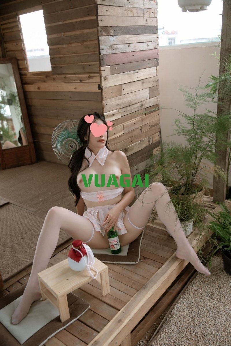 huyen-anh-2k4-face-cuc-xinh-body-boc-lua-3030118-original (1).jpg