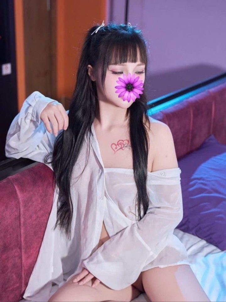 NGỌC TRÀ - MÚA CỘT SIÊU DẺO, LÀM TINH BAO PHÊ, CAM KẾT KHÔNG SƯỚNG, KHÔNG THU TIỀN