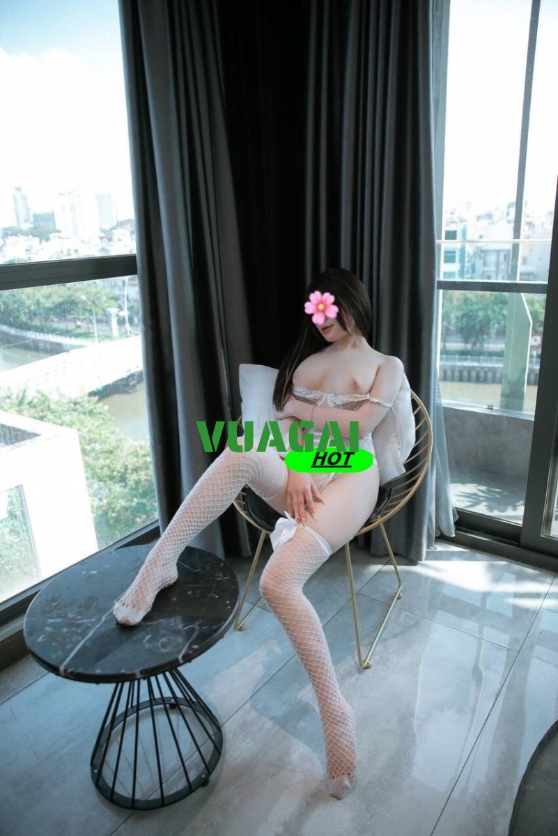 reup-hot-teen-2k3-be-chin-baby-nong-bong-xinh-dep-diu-dang-3039044-original.jpg