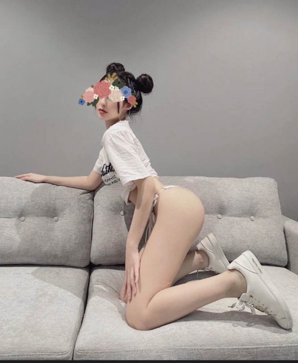 Bé dâm thích vét sạch sẽ máng Cam kết làm anh sướng mới thu tiền