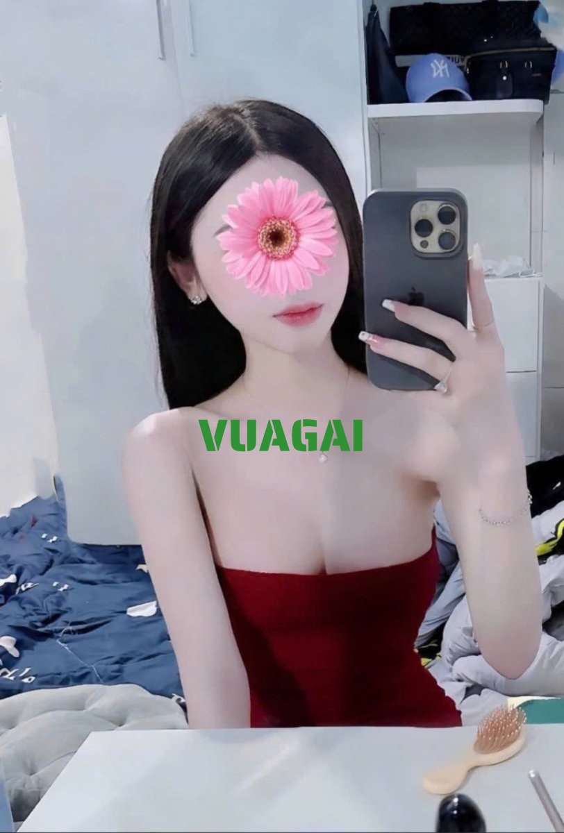 BÉ NGỌC - GÁI GỌI HỒ TÙNG MẬU SV LÀM THÊM - THÂN HÌNH NÓNG BỎNG - VÚ TO NHẤT NHÌ NỘI THÀNH