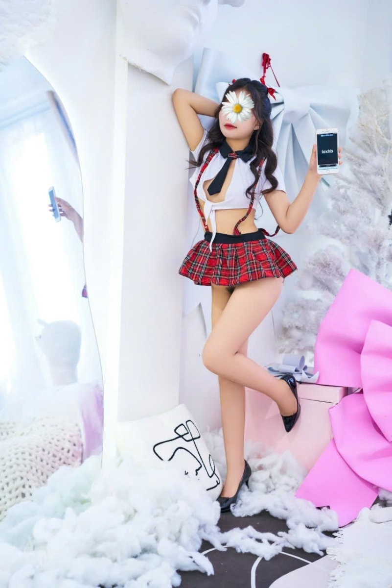 Bảo Hân cô nàng cá tính mời các anh em làng chơi xơi