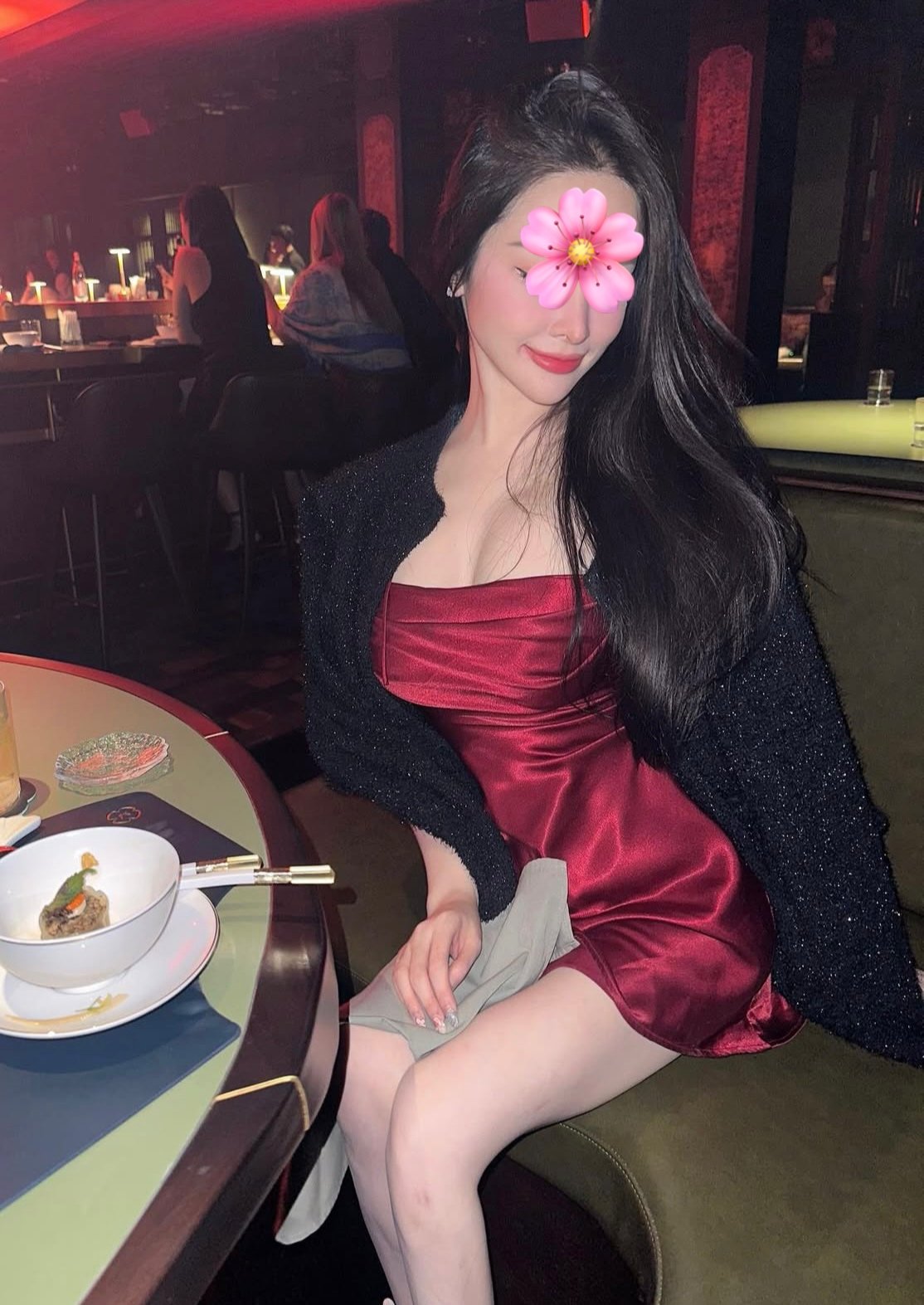 Yến Ly - 1000K Không chén em thì chén ai nữa